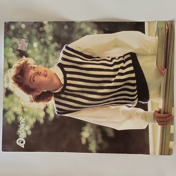 Sleeveless Pullover And Cardigan Knitting Patterns By Darlaine - Picture 2 of 9